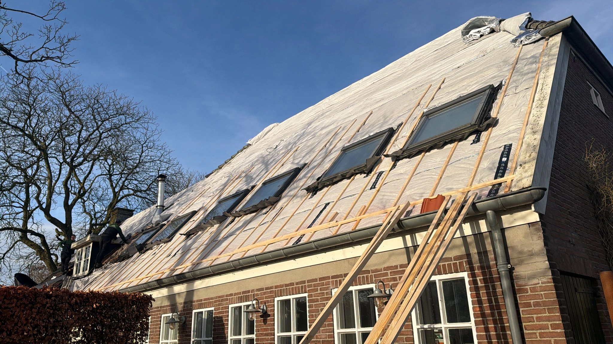 Dak vervangen in Nieuwegein door ISO Daksysteem professioneel uitgevoerde dakvervanging